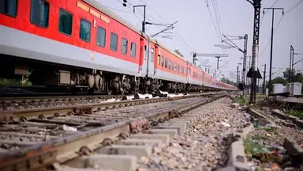 परीक्षा देने वालों को बड़ी राहत: 23 और 24 जून को दौड़ेंगी 13 विशेष ट्रेनें