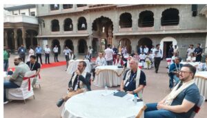 विदेशी प्रतिनिधियों ने देखा इंदौर का ऐतिहासिक वैभव, BRICS सम्मेलन के दौरान होलकर इतिहास से हुए रूबरू