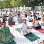 नौ चौकी पाल पर अंतरराष्ट्रीय योग दिवस का आयोजन, जनप्रतिनिधियों और हजारों नागरिकों की भागीदारी