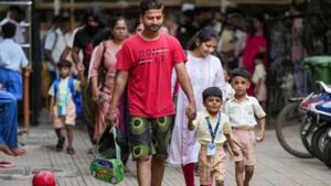 लू के चलते बड़ा फैसला: पटना में 6 से 8वीं तक की कक्षाएं अब सुबह 10:30 बजे तक ही चलेंगी