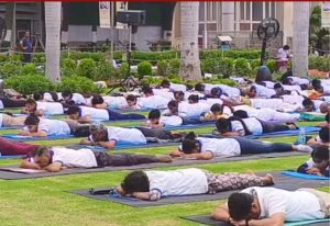 अंतरराष्ट्रीय योग दिवस: AIIMS दिल्ली में सुबह 5:30 बजे विशेष सत्र