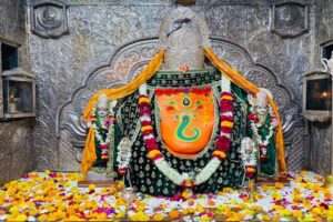 खजराना गणेश मंदिर के लिए फाइनल हुआ खास डिजाइन, 5 प्रतिमाओं को पहनाए जाएंगे स्वर्ण मुकुट
