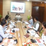 दुग्ध संग्रहण एवं विपणन की व्यवस्था को मजबूत करें