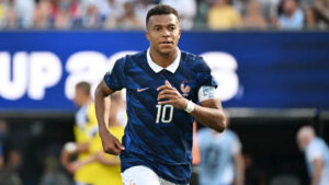Kylian Mbappé ने रचा इतिहास, मेसी के रिकॉर्ड की बराबरी; गोल्डन बूट जीतने के सबसे बड़े दावेदार बने