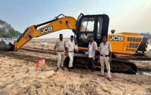 छत्तीसगढ़ में अवैध खनन पर सख्ती, CM साय के निर्देश पर JCB और वाहन जब्त, लाखों की पेनाल्टी