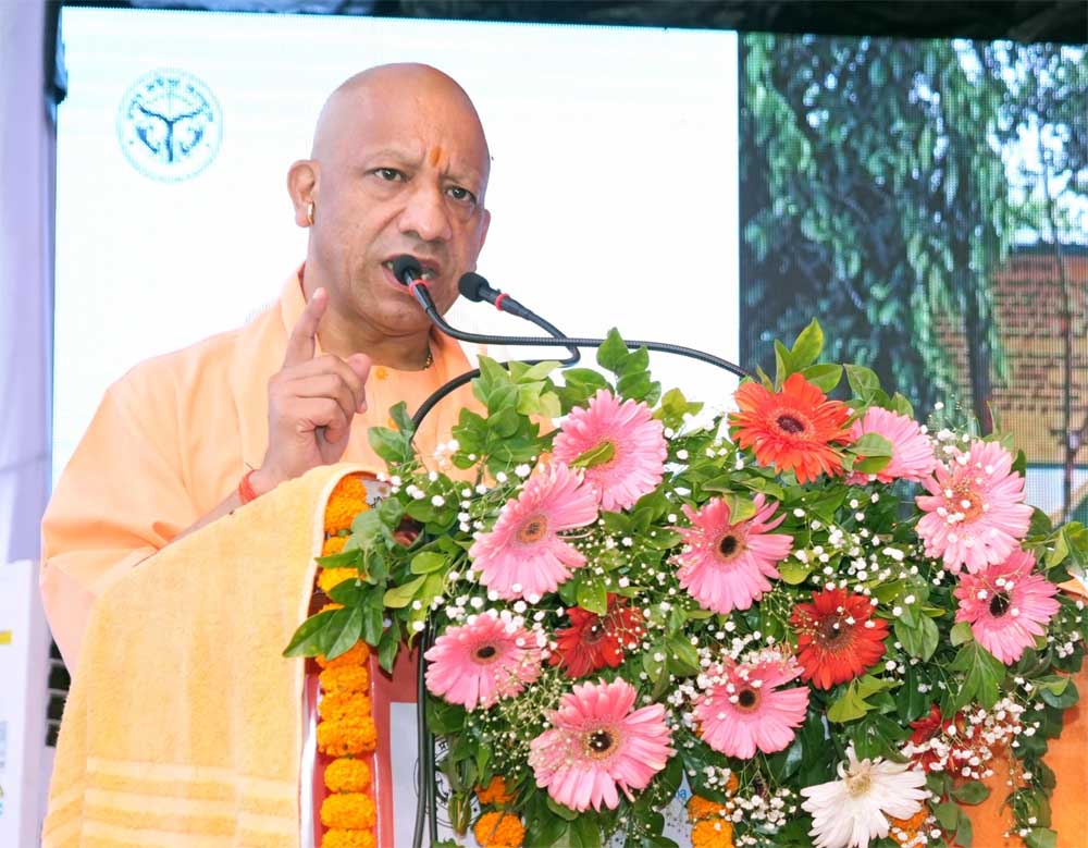 मुख्यमंत्री ने सहारनपुर से किया राज्यव्यापी स्कूल चलो अभियान के द्वितीय चरण का शुभारंभ