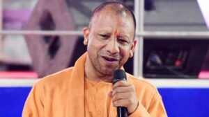 योगी सरकार की सौगात, 1.60 लाख होमगार्डों को कैशलेस इलाज और शिक्षकों को 1 करोड़ का बीमा