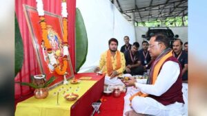 मुख्यमंत्री निवास में भगवान विश्वकर्मा की विधि-विधान से पूजा-अर्चना, प्रदेश की सुख-समृद्धि और खुशहाली की कामना की