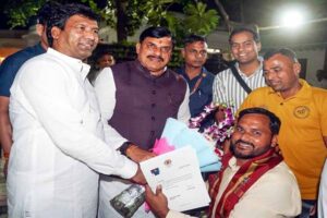 इंग्लिश चैनल फतह करने की तीसरी तैयारी, CM यादव से मिले पद्म सम्मानित लोहिया