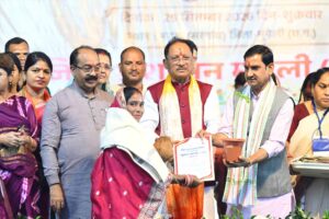 प्रदेश में 2,262 स्थानों पर हुए 12,698 आयोजन; मुख्यमंत्री विष्णु देव साय मुंगेली के मदकू में कार्यक्रम में हुए शामिल