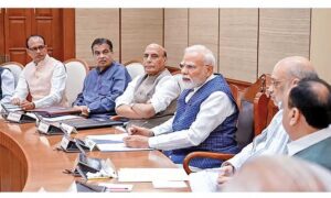 मोदी कैबिनेट की ओवरहॉलिंग की तैयारी? 17 नए चेहरों की एंट्री, वैष्णव-गडकरी को लेकर भी चर्चा