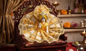 उज्जैन के सांदीपनि आश्रम में जन्माष्टमी की धूम, कृष्ण-बलराम-सुदामा के लिए तैयार खास पोशाक; भव्य पूजा की तैयारी