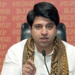 पवन खेड़ा के हिजाब बयान पर पूनावाला का हमला, बोले- कांग्रेस ने किया सेल्फ गोल