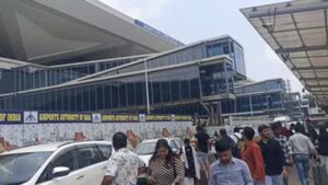 पटना एयरपोर्ट पर पार्किंग होगी स्मार्ट, ऐप से स्लॉट बुकिंग और ऑटोमैटिक बैरियर की सुविधा