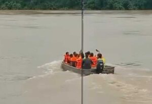 गौरीघाट में बड़ा हादसा टला, 4 की क्षमता वाली मोटरबोट में सवार थे 8 होमगार्ड जवान