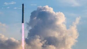 इंजन फेल होने के बावजूद Starship ने रचा इतिहास, 26 सैटेलाइट किए लॉन्च