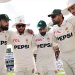इंग्लैंड दौरे पर पाकिस्तान टीम की बढ़ी मुश्किलें, PCB ने जब्त किए खिलाड़ियों के मोबाइल