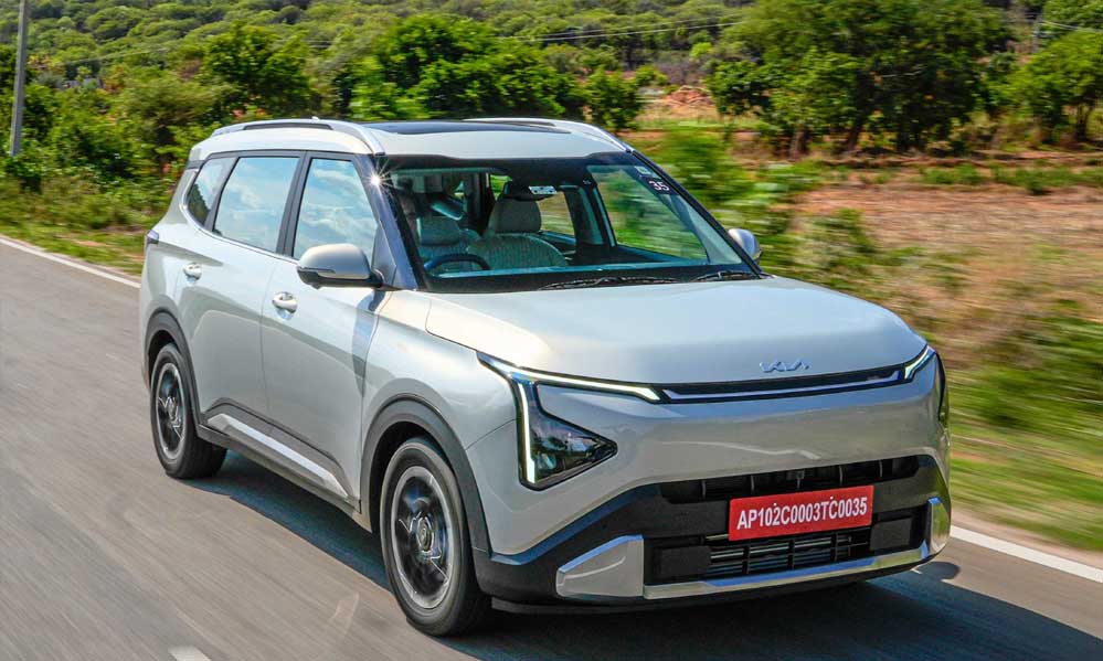 Kia Carens Clavis खरीदने का शानदार मौका, सितंबर में ₹1.20 लाख तक की बचत