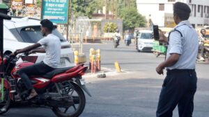 अब WhatsApp पर आएगा ई-चालान, QR कोड से घर बैठे भर सकेंगे जुर्माना