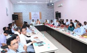 सभी विभागों की सहभागिता से अभियान को बनाएं सफल –  अरुण साव