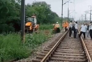 रेल यात्रियों के लिए जरूरी खबर, 10 ट्रेनें रद्द