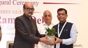 नवा रायपुर में राज्य निर्वाचन आयुक्तों के 32वें अखिल भारतीय सम्मेलन का राज्यपालरामेन डेका ने किया शुभारंभ