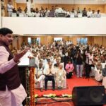 सिंधी समाज के महापुरुषों राजा दाहिर, संत कंवरराम और शहीद हेमु कालानी की जीवनी को पाठ्यक्रम में शामिल कर राज्य सरकार ने निभाया अपना वादा