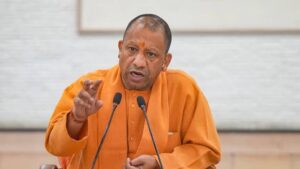 जलभराव को लेकर योगी सरकार सख्त, नगरीय निकायों को अलर्ट मोड में रहने के निर्देश