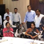 कलेक्टर ने प्रदान की ट्राईसिकल, स्वावलंबन की ओर बढ़े कदम