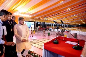 मुख्यमंत्री डॉ. यादव ने दशहरा मैदान पहुंचकर देखीं व्यवस्थाएं