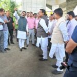 निर्माण कार्य में लापरवाही और अपर्याप्त सुरक्षा व्यवस्था पर जताई कड़ी नाराजगी, दिये पेनल्टी लगाने के निर्देश विभाग ने लगाई 20 लाख की पेनल्टी