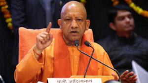 योगी सरकार का बड़ा कदम, 20 लाख आउटसोर्स कर्मचारियों को मिलेगा सामाजिक सुरक्षा का लाभ; UPCOS लॉन्च