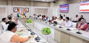 योगी कैबिनेट का बड़ा फैसला: माध्यमिक और बेसिक शिक्षा के शिक्षणेत्तर कर्मचारियों को भी मिलेगी कैशलेस चिकित्सा सुविधा