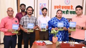 उच्च शिक्षा मंत्री टंक राम वर्मा बोले- पर्यावरण संरक्षण पर शोधग्रंथ नई सोच और ज्ञान को देगा बढ़ावा