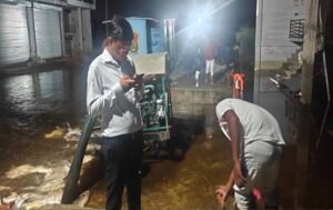 बाढ़ प्रभावित क्षेत्रों में ड्रोन से एंटी लार्वा छिड़काव, योगी सरकार का बड़ा कदम