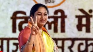 दिल्ली में 18 हजार सरकारी इमारतों पर लगे सोलर सिस्टम, 4 लाख घरों तक पहुंचाने का लक्ष्य