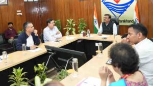 छत्तीसगढ़ में स्वास्थ्य सेवाओं पर फोकस, खराब 108 एम्बुलेंस वाहनों को बदलने का आदेश