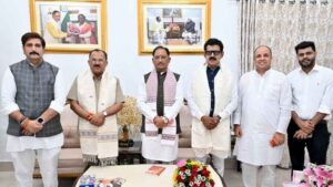 मुख्यमंत्री विष्णु देव साय से राजस्थान विधानसभा अध्यक्ष वासुदेव देवनानी ने की सौजन्य भेंट