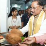 मुख्यमंत्री साय भण्डारपुरी धाम में आयोजित गुरु दर्शन एवं संत समागम मेले में हुए शामिल