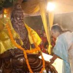 योगी सरकार का बड़ा कदम, लखनऊ में गोमती तट पर स्थापित हुई महर्षि वाल्मीकि की प्रतिमा