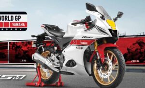 Yamaha R15M पर मंडरा रहा बंद होने का खतरा, R2 की लॉन्चिंग के बाद लिया जा सकता है फैसला