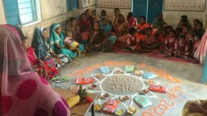 सूरजपुर के आंगनबाड़ी केंद्रों में सजी ‘पोषण और खुशियों की चौपाल’, योजनाओं की दी गई जानकारी