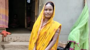 गोड्डा की प्रियंका बनीं मिसाल, बकरी पालन से संवारी जिंदगी और महिलाओं को दिया रोजगार का रास्ता