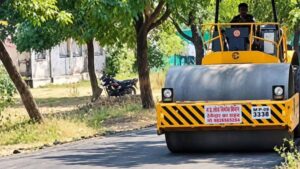 धार अस्पताल का 200 मीटर जर्जर मार्ग छह घंटे में हुआ दुरुस्त, समाजसेवियों ने बिना शोर-शराबे के कराया काम
