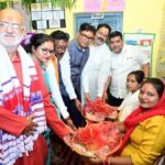 आंगनबाड़ी कार्यकर्ताओं, सहायिकाओं और मितानिनों का किया सम्मान, गर्भवती महिलाओं की हुई गोदभराई