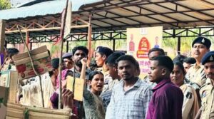 छात्रावासों के निरीक्षण में खुली व्यवस्थाओं की पोल, सुकमा में 15 अधीक्षकों पर कार्रवाई