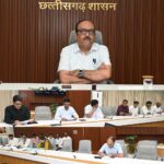 माननीय राष्ट्रपति महोदय के प्रस्तावित छत्तीसगढ़ प्रवास की तैयारियों को लेकर मुख्य सचिव की अध्यक्षता में उच्च स्तरीय समीक्षा बैठक आयोजित
