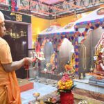 गोरखनाथ मंदिर के शक्तिपीठ में गोरक्षपीठाधीश्वर एवं मुख्यमंत्री योगी आदित्यनाथ ने की कलश स्थापना